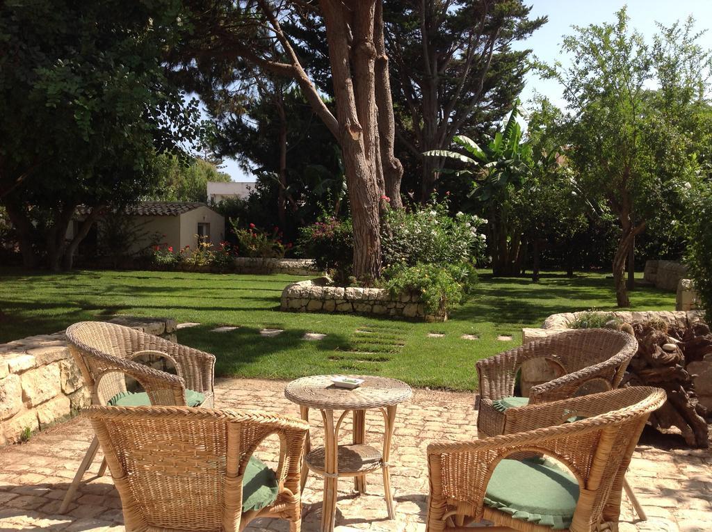Il Giardino Dei Carrubi Villa Donnalucata  Eksteriør billede
